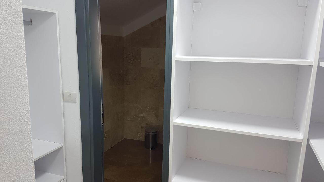 Casa Magnolia Hotel Douazeci si Trei August Ngoại thất bức ảnh