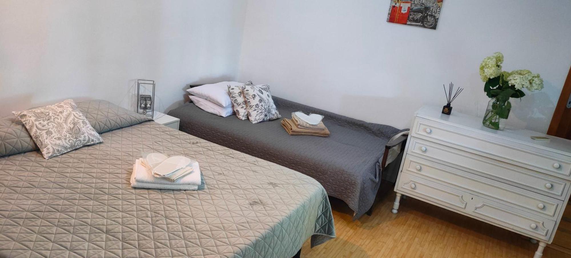 Casa Magnolia Hotel Douazeci si Trei August Ngoại thất bức ảnh